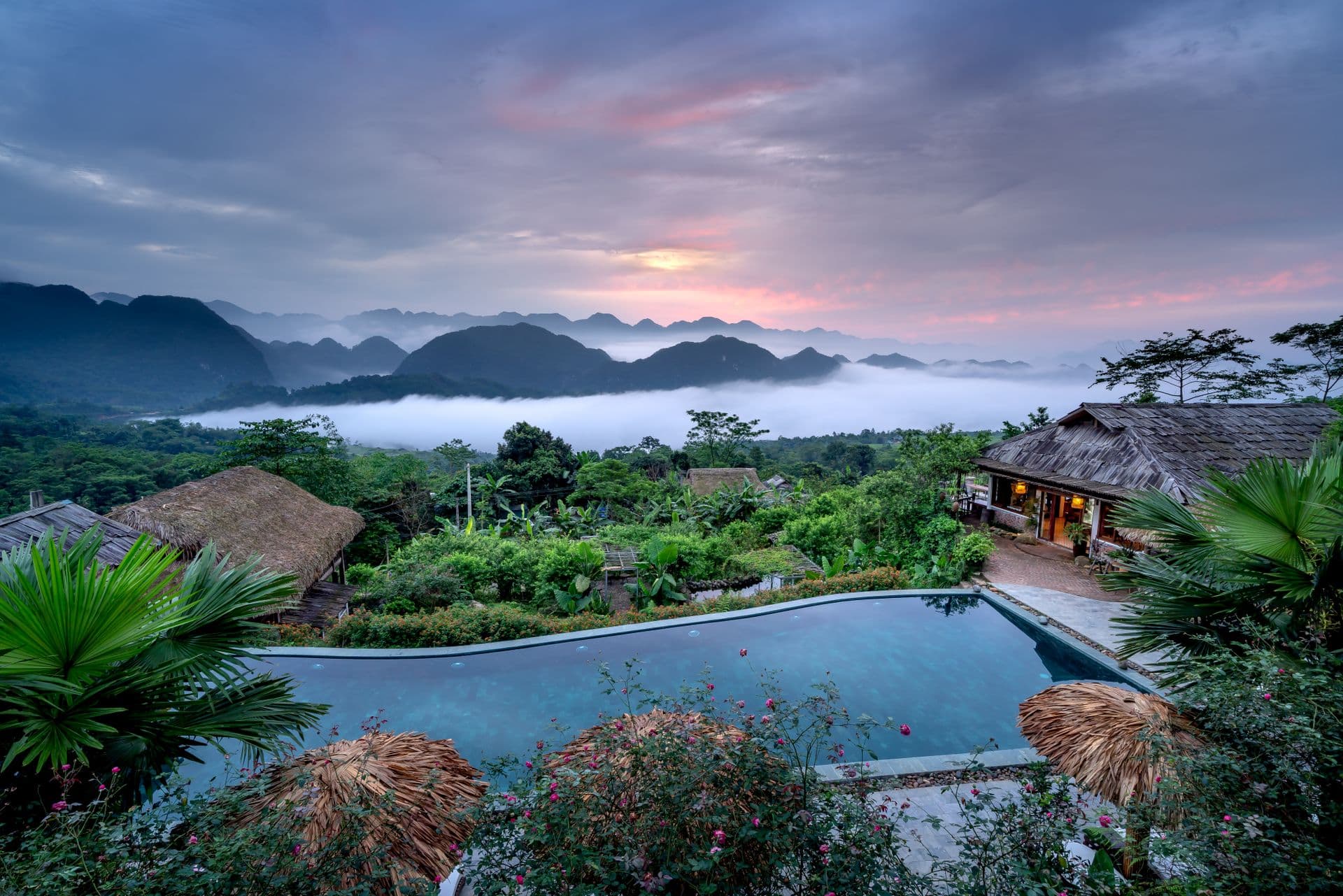 Luxury Stays, 